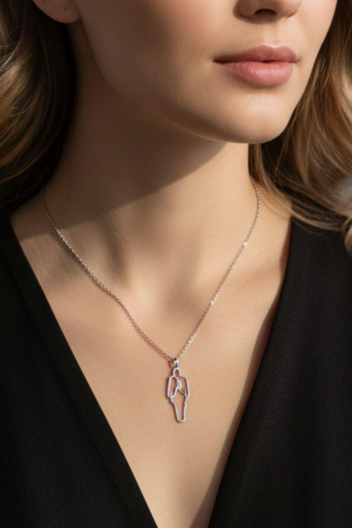 Yürüyen İnsan Gümüş Kolye