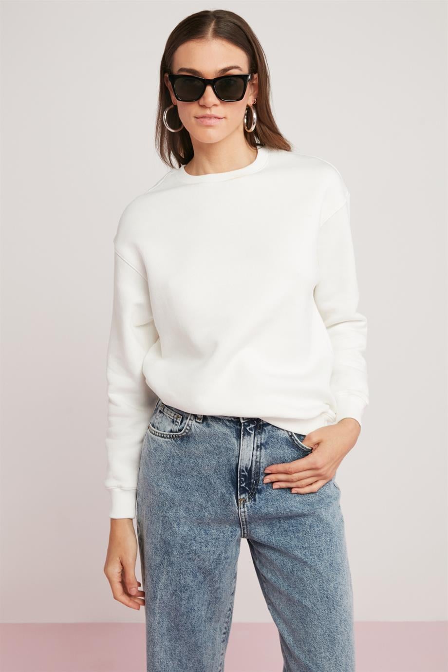ALFREDA Örme Relaxed Beyaz Tekli Sweatshirt