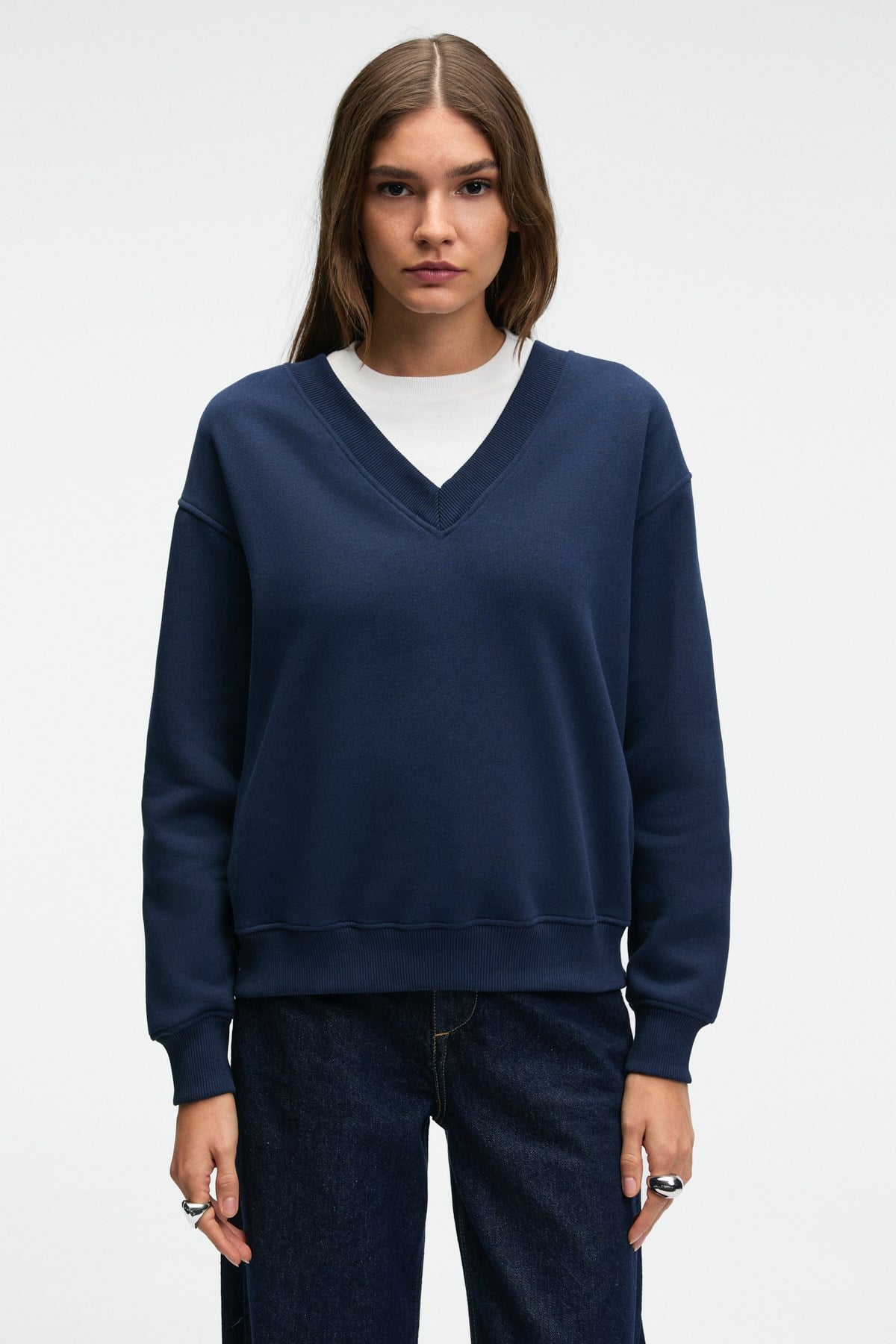 ARINEL Kadın V Yaka Regular Fit Lacivert Sweatshirt