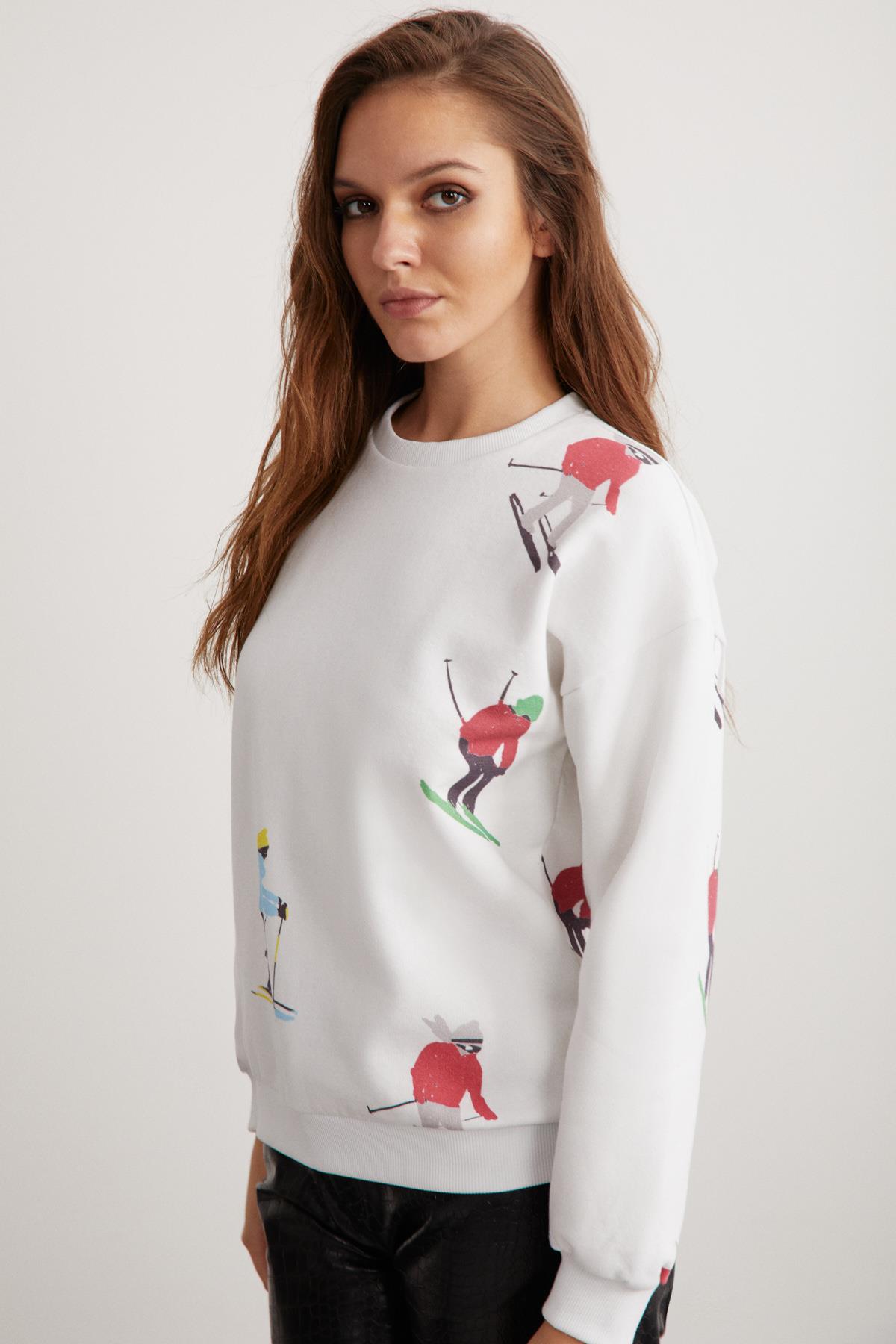 CLOUDY Örme Comfort Beyaz Tekli Sweatshirt