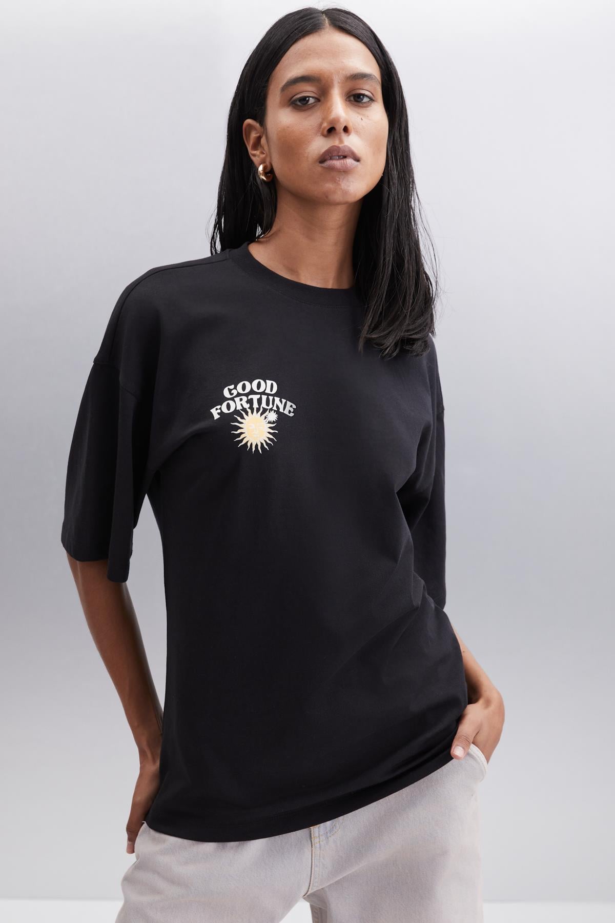 ENYA Kadın Baskı Detaylı Oversize Fit Bol Kesim Bisiklet Yakalı %100 Organik Pamuklu Siyah T-Shirt