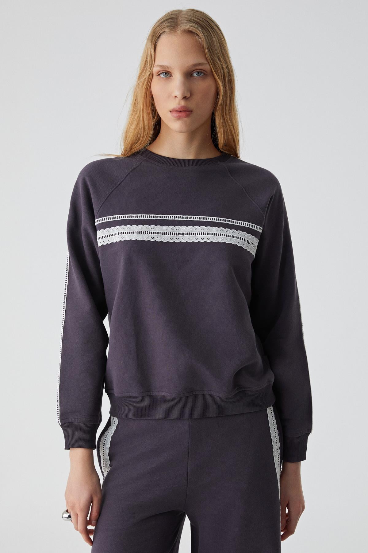 JINX Kadın %100 Pamuk Kapüşonlu Fermuarlı Mor Sweatshirt