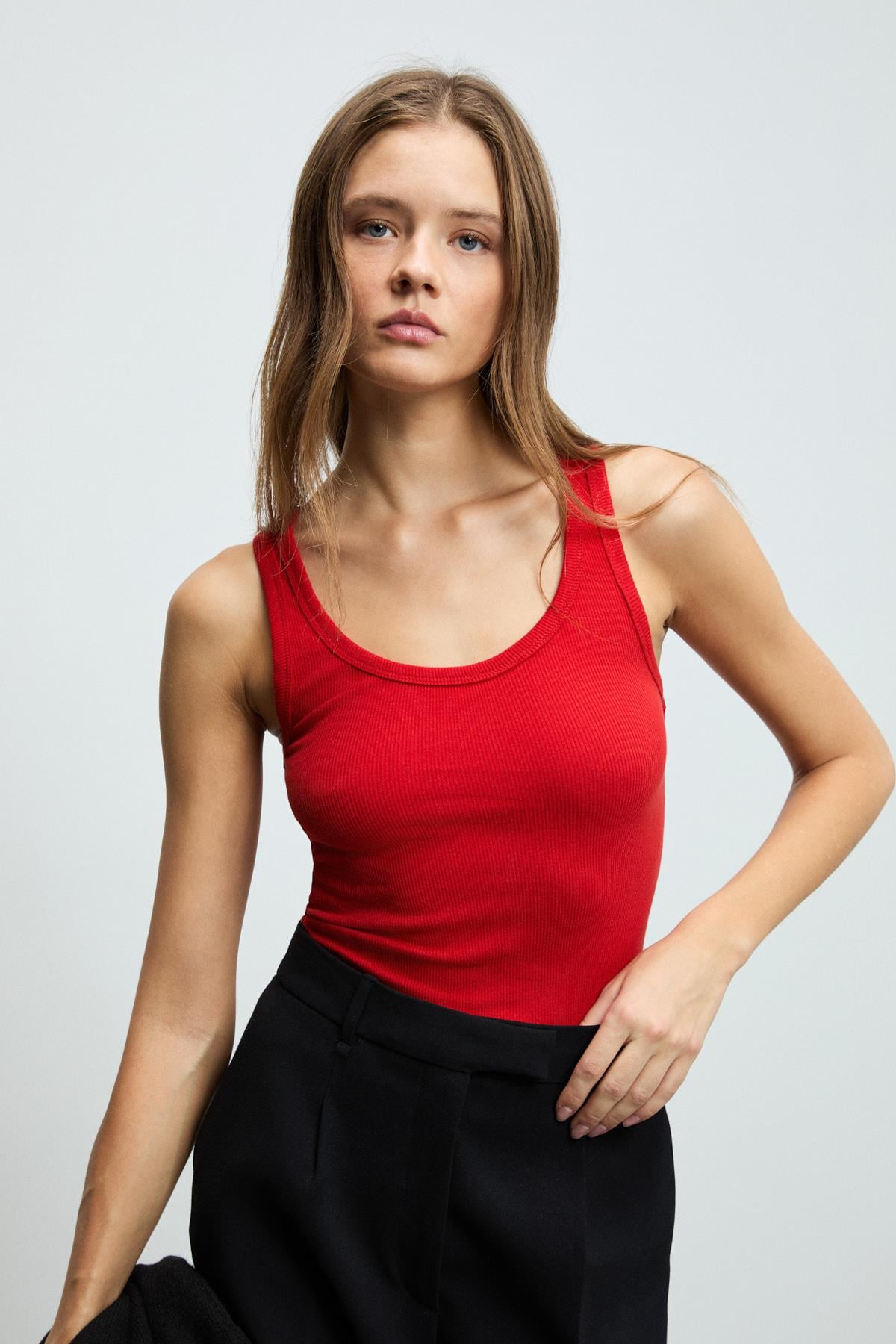 LILLESOL Kadın Fitilli Görünümlü Slim Fit Vücuda Oturan Havuz Yakalı Pamuklu Basic Kırmızı Atlet