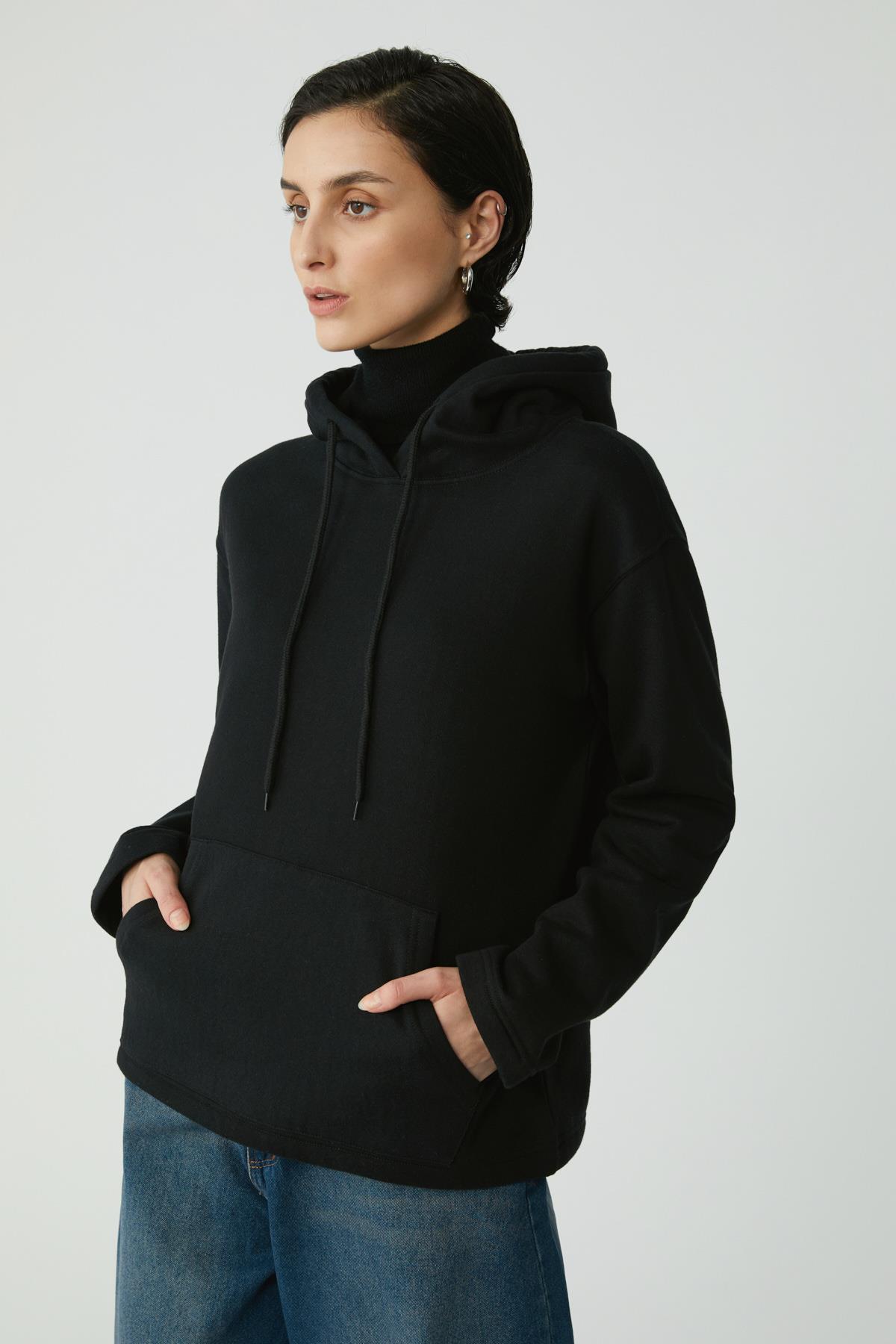 PIPER Kadın Içi Polarlı Yumuşacık Comfort Fit Kapüşonlu Kanguru Cepli Siyah Sweatshirt