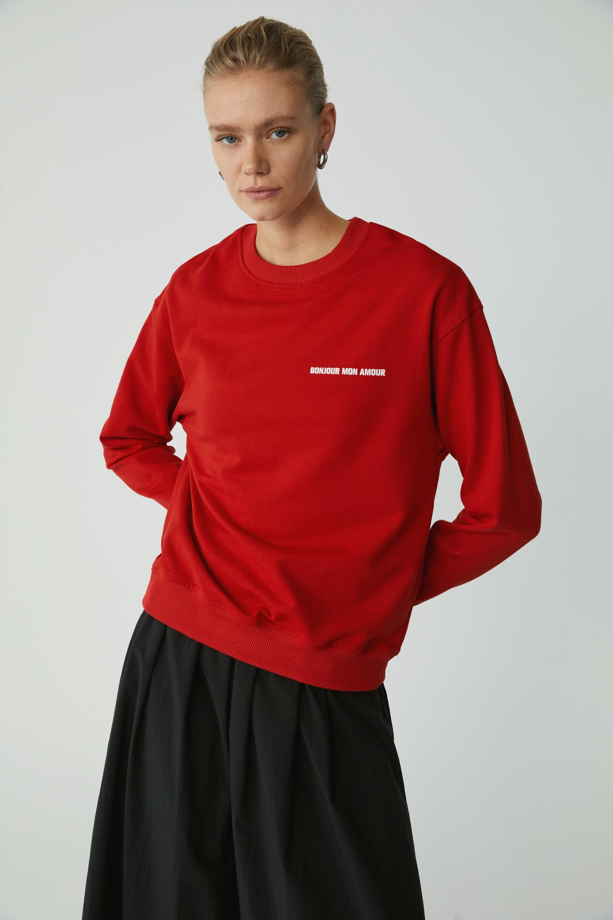 SANDRA Kadın Pamuklu Içi Polarlı Yumuşacık Göğsü Baskılı Yuvarlak Yaka Comfort Kırmızı Sweatshirt