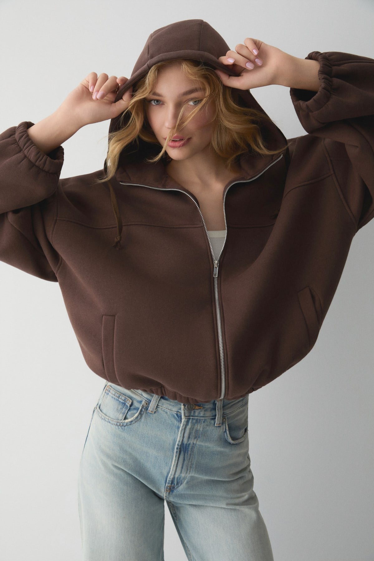 VALIT Kadın Çift Cepli Eteği Ve Kol Ucu Lastikli Fermuarlı Oversize Kahverengi Sweatshirt