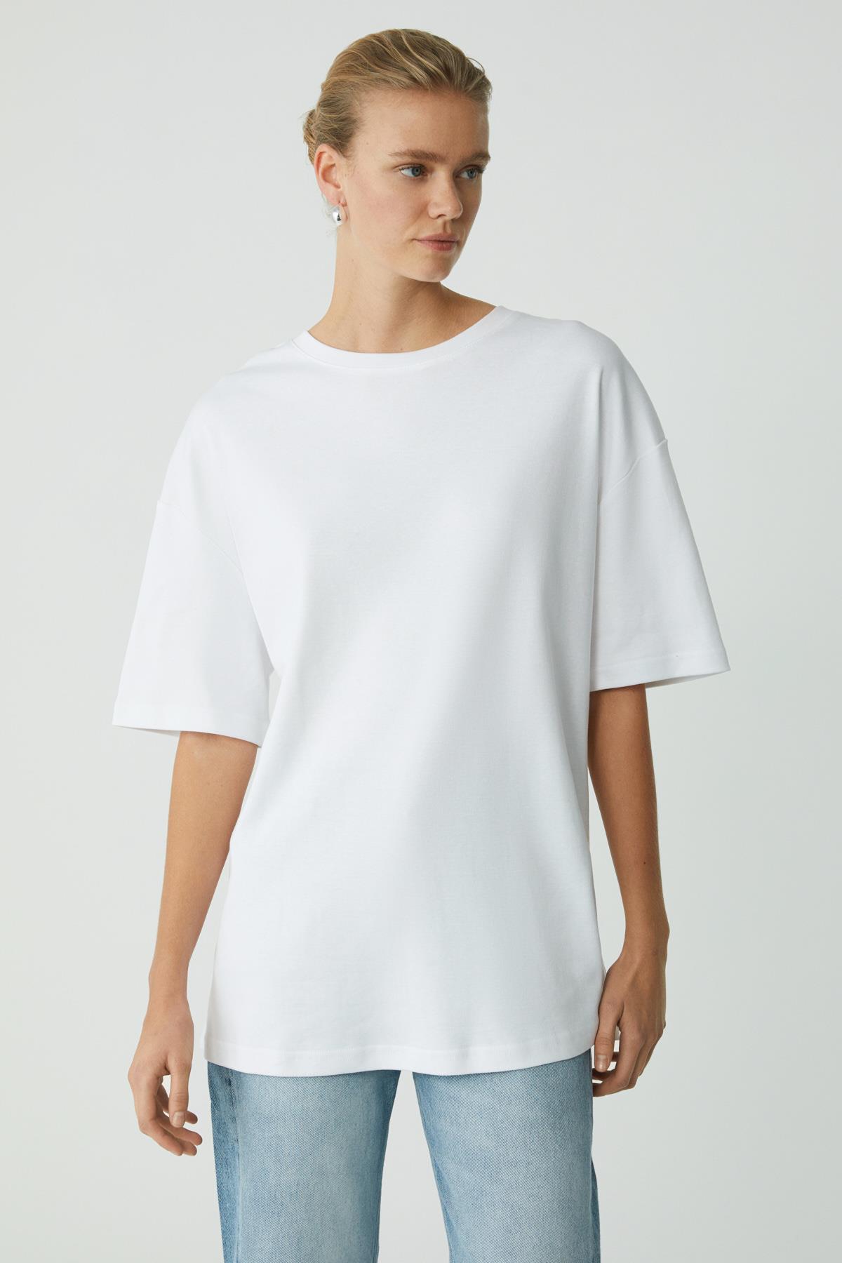 VIVIAN Kadın %100 Organik Pamuklu Oversize Fit Bisiklet Yaka Basic Ekru Büyük Beden T-shirt