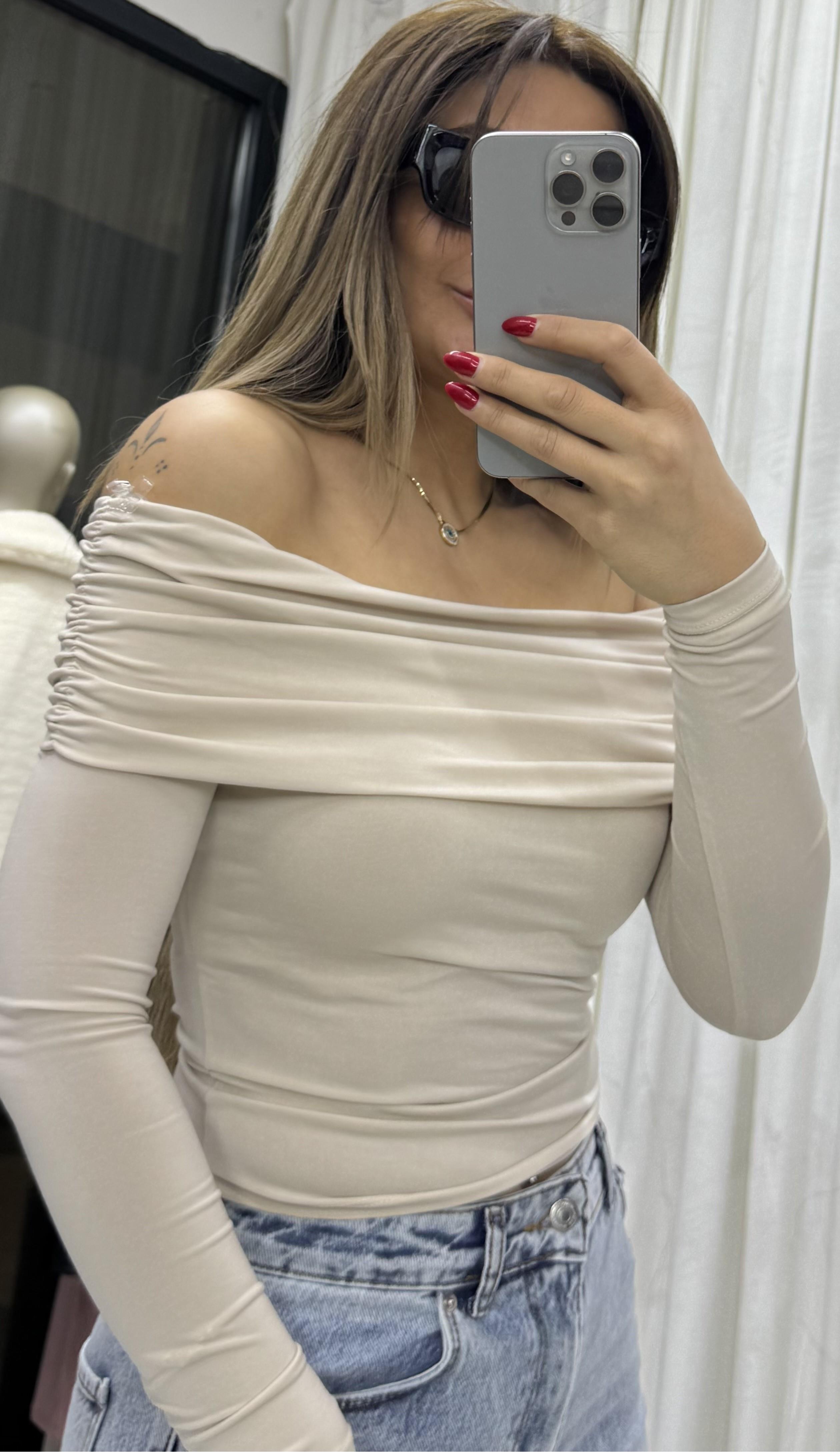  Madonna Yaka Drapeli Uzun Kollu Sandy Body Bluz-Taş