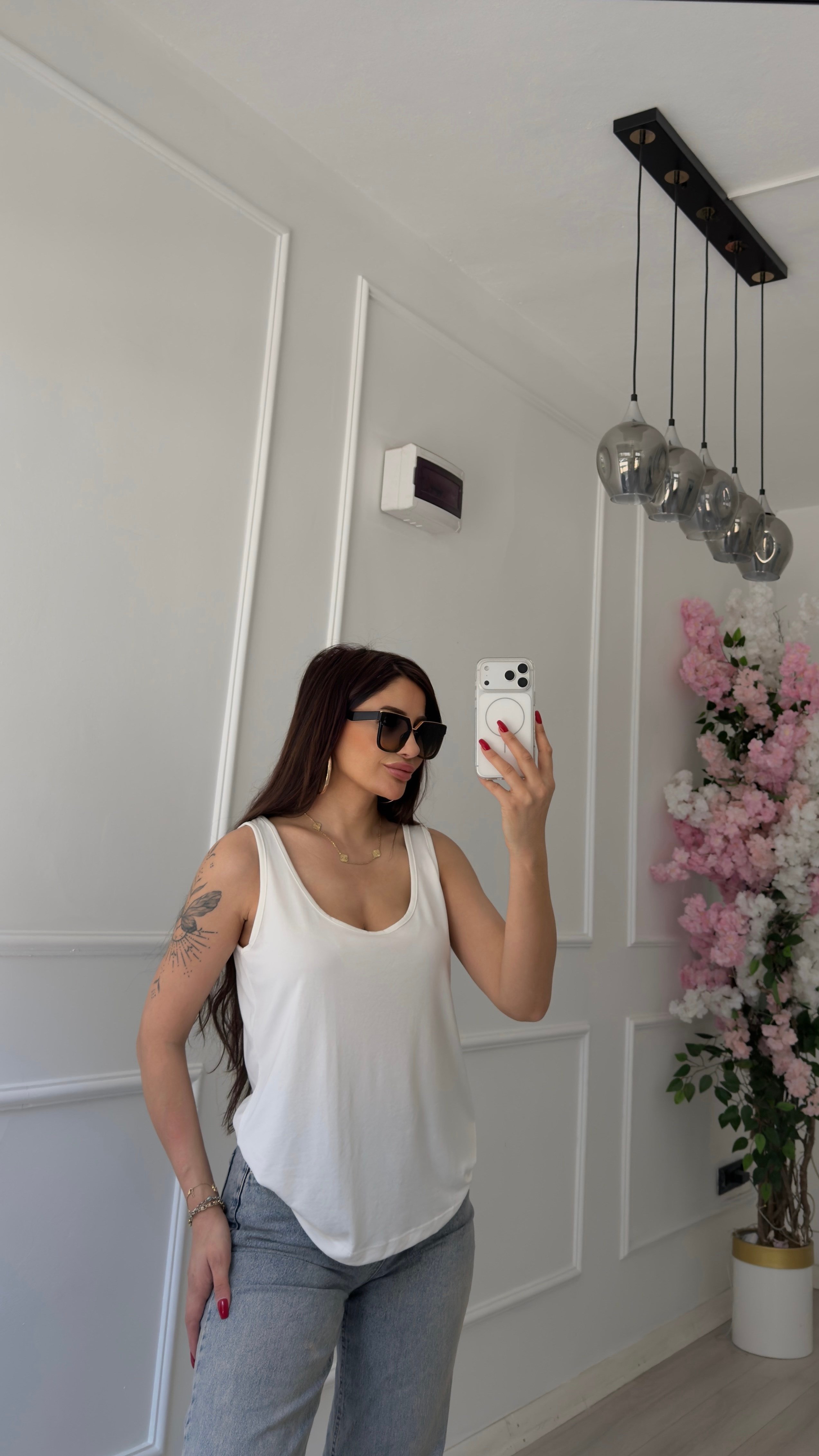 Beyaz Askılı Viskon Atlet Bluz