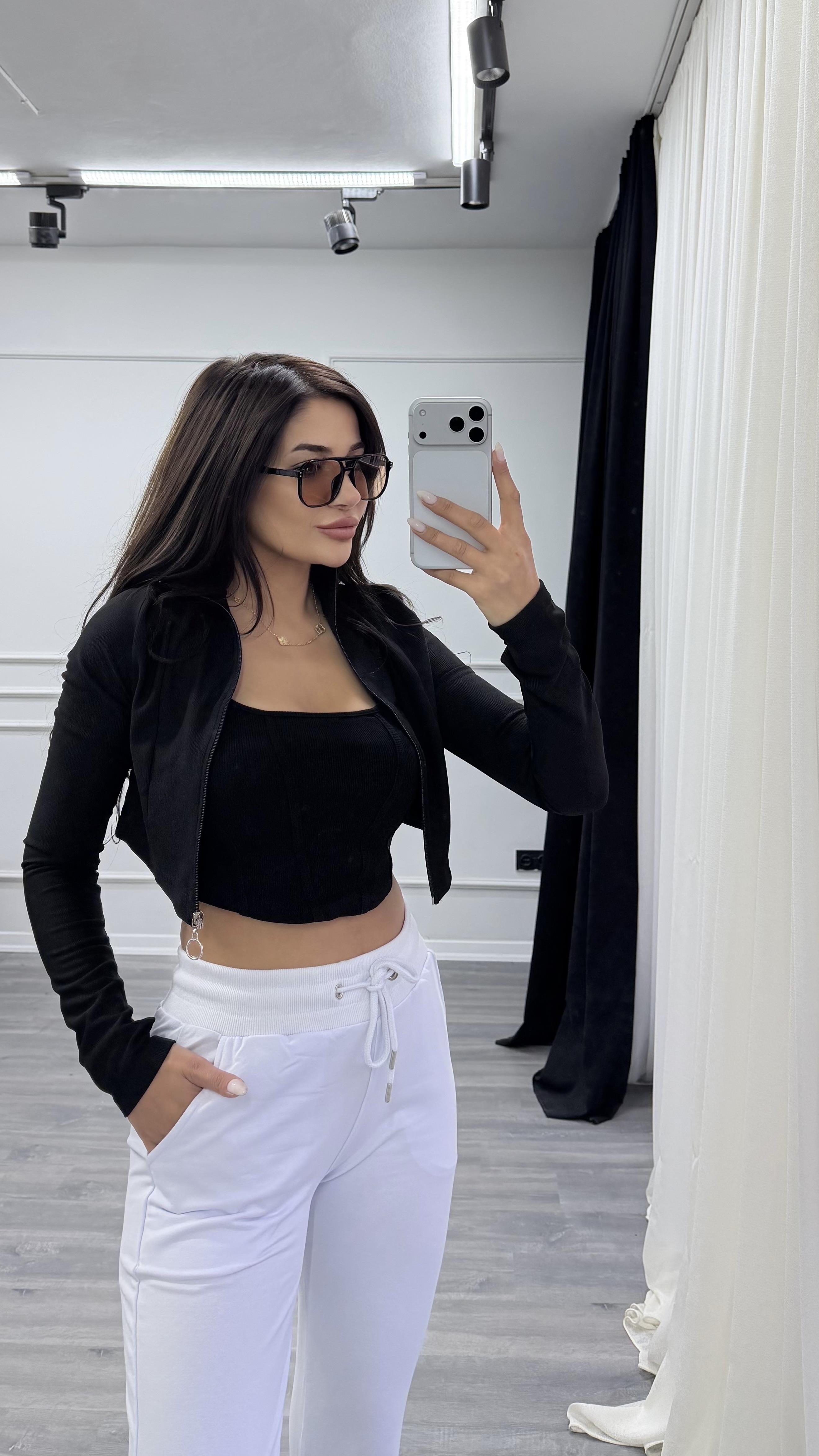 Beyaz Bel Bağlamalı Paçaları Lastikli Eşofman