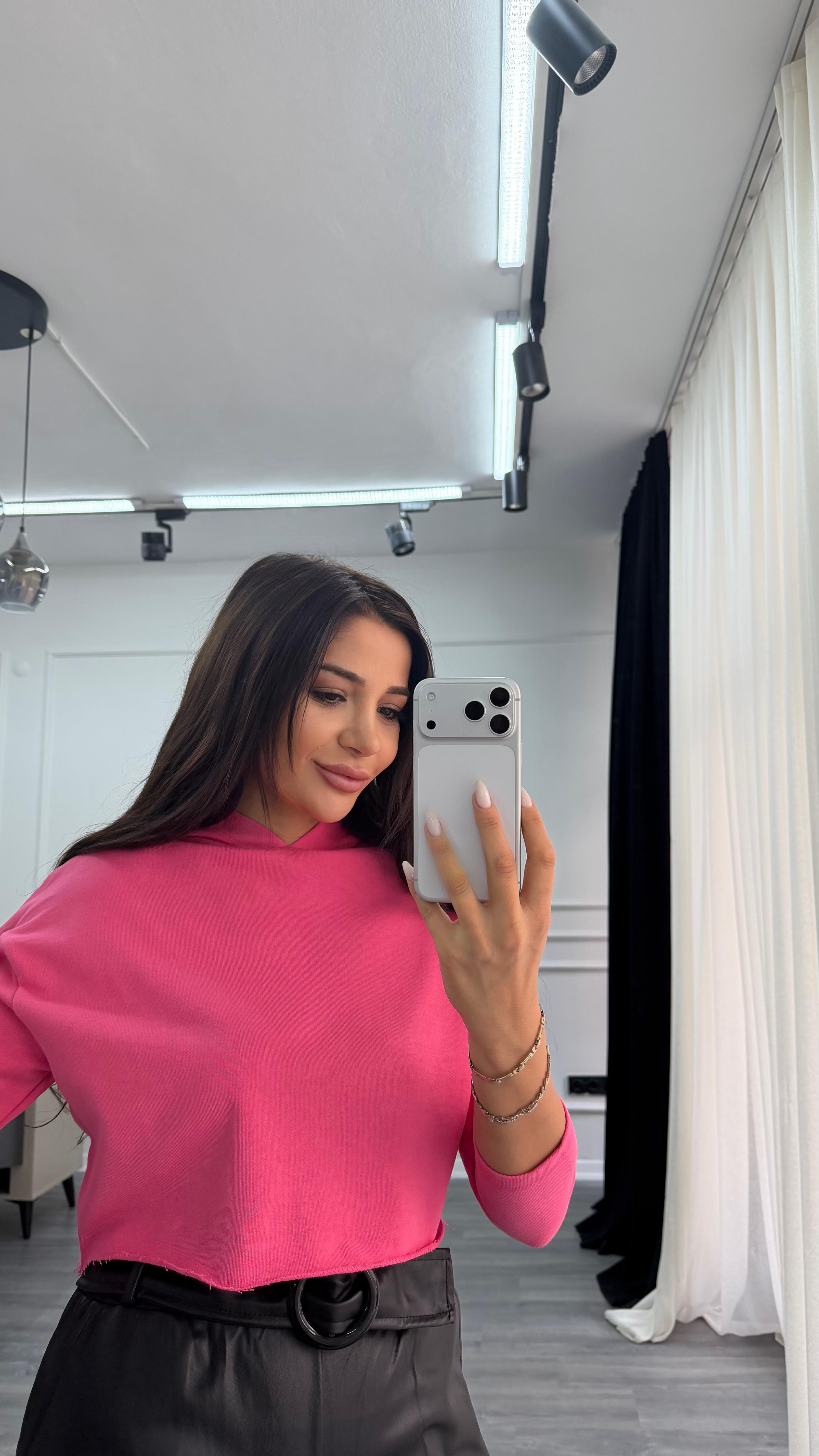 Fuşya Kapüşonlu Rahat Kalıp Crop Sweatshirt