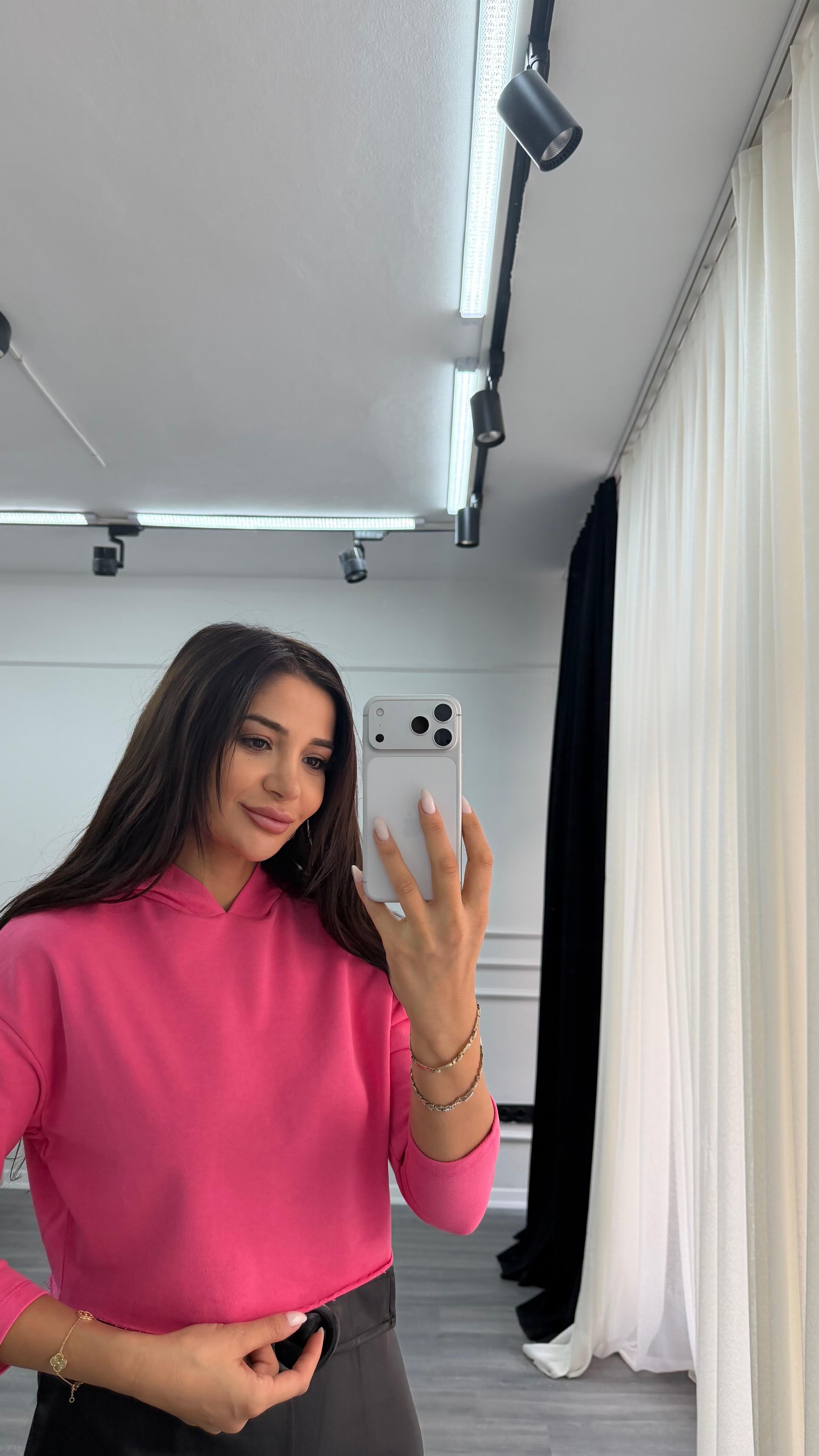 Fuşya Kapüşonlu Rahat Kalıp Crop Sweatshirt