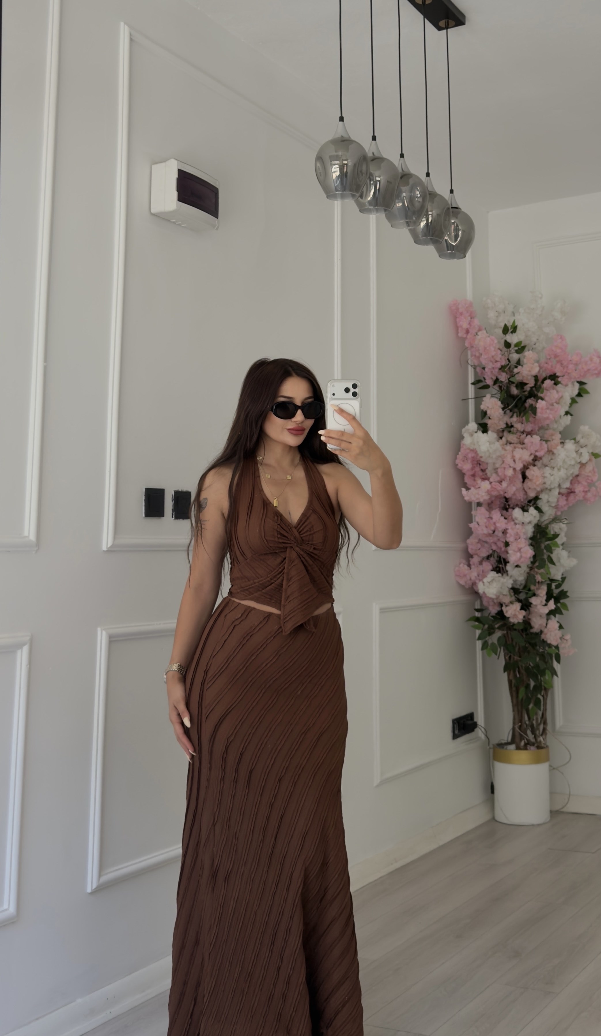 Kahve Halter Yaka Bluz Etek Takım