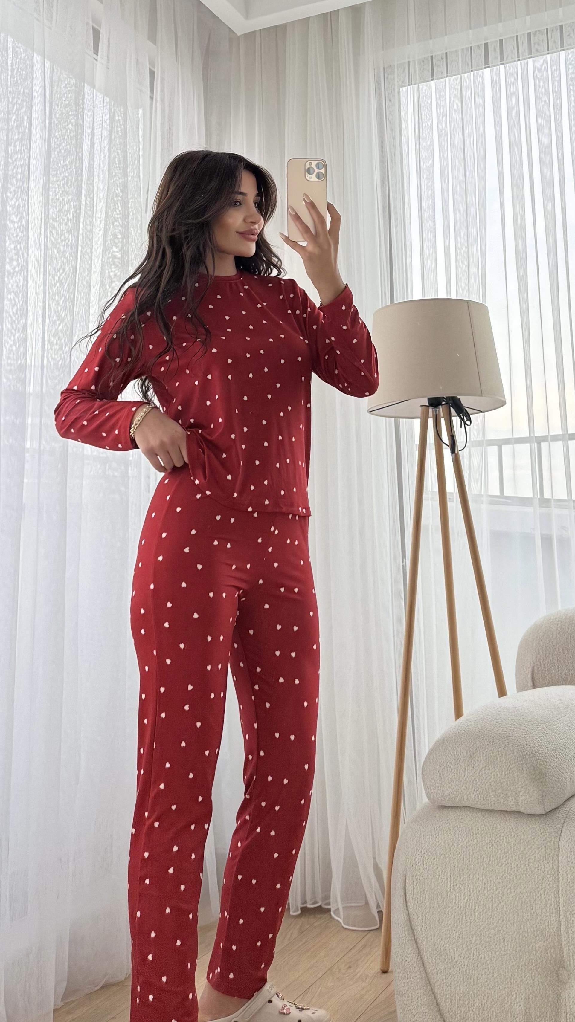 Kırmızı Premium Kalite Uzun Kollu Beyaz Kalp Desenli Pijama Takımı