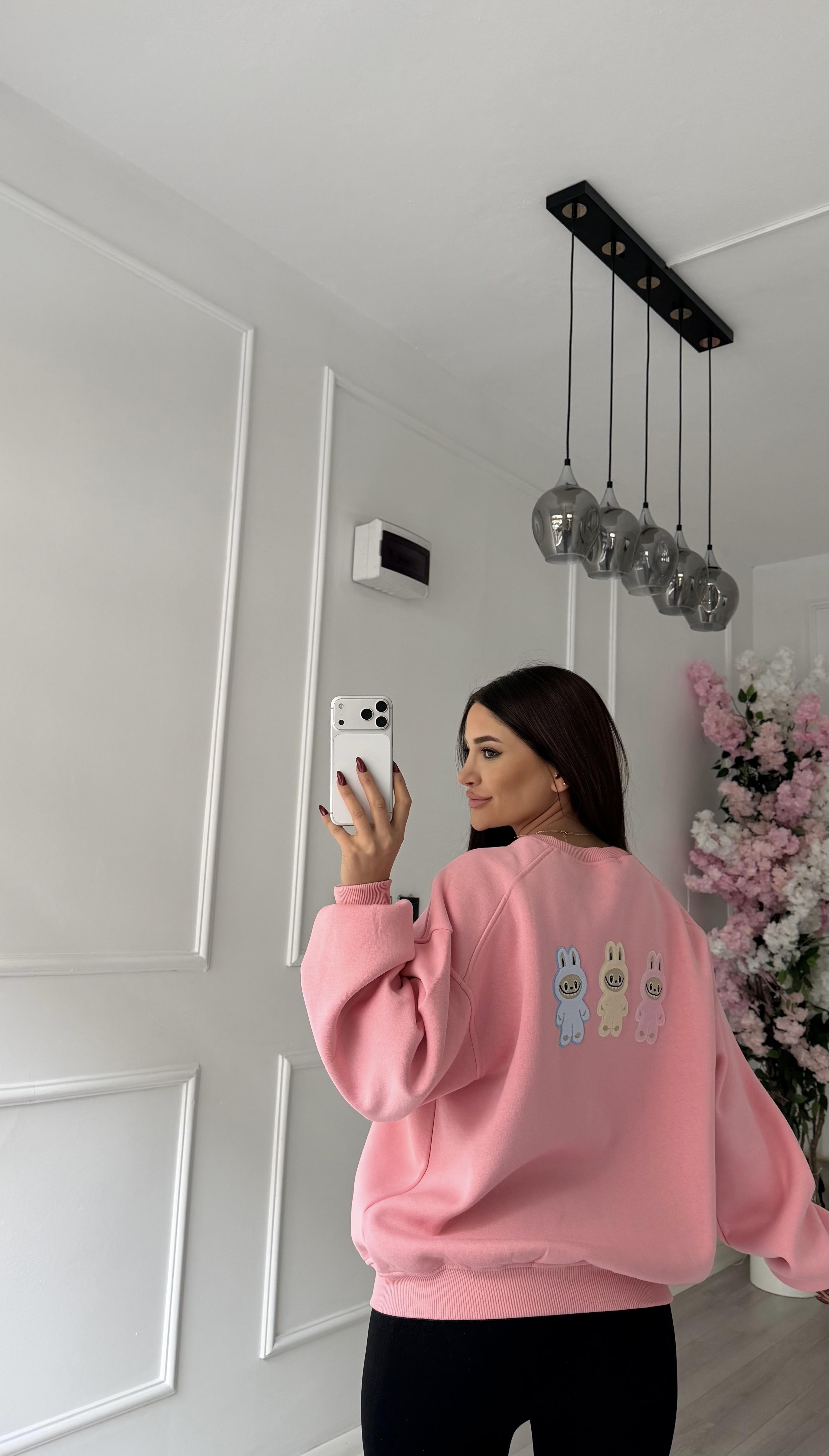 Pembe Labubu Nakışlı Oversize Şardonlu Sweatshirt