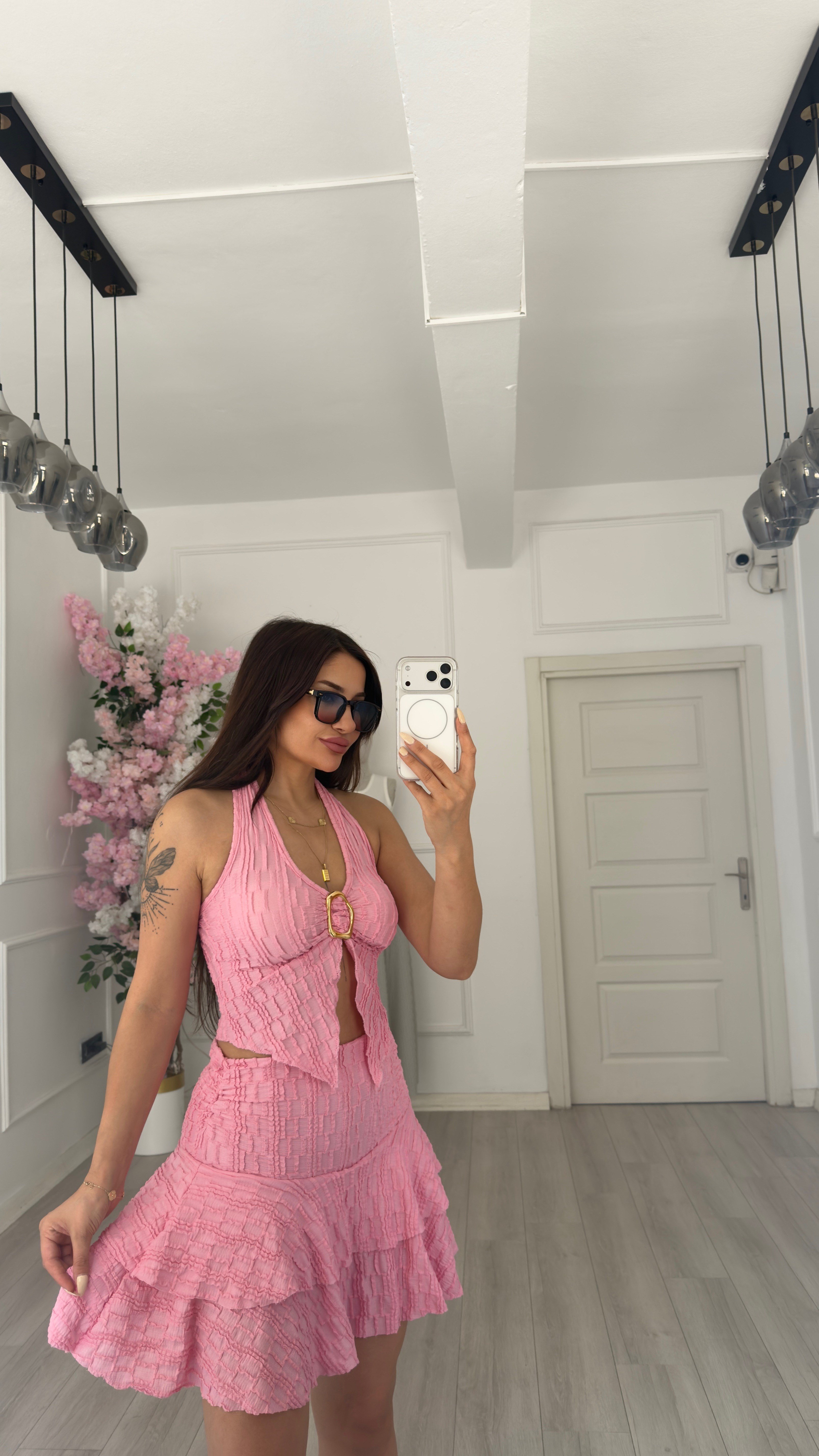Pembe Toka Detaylı Şortlu Etek Bluz Takım
