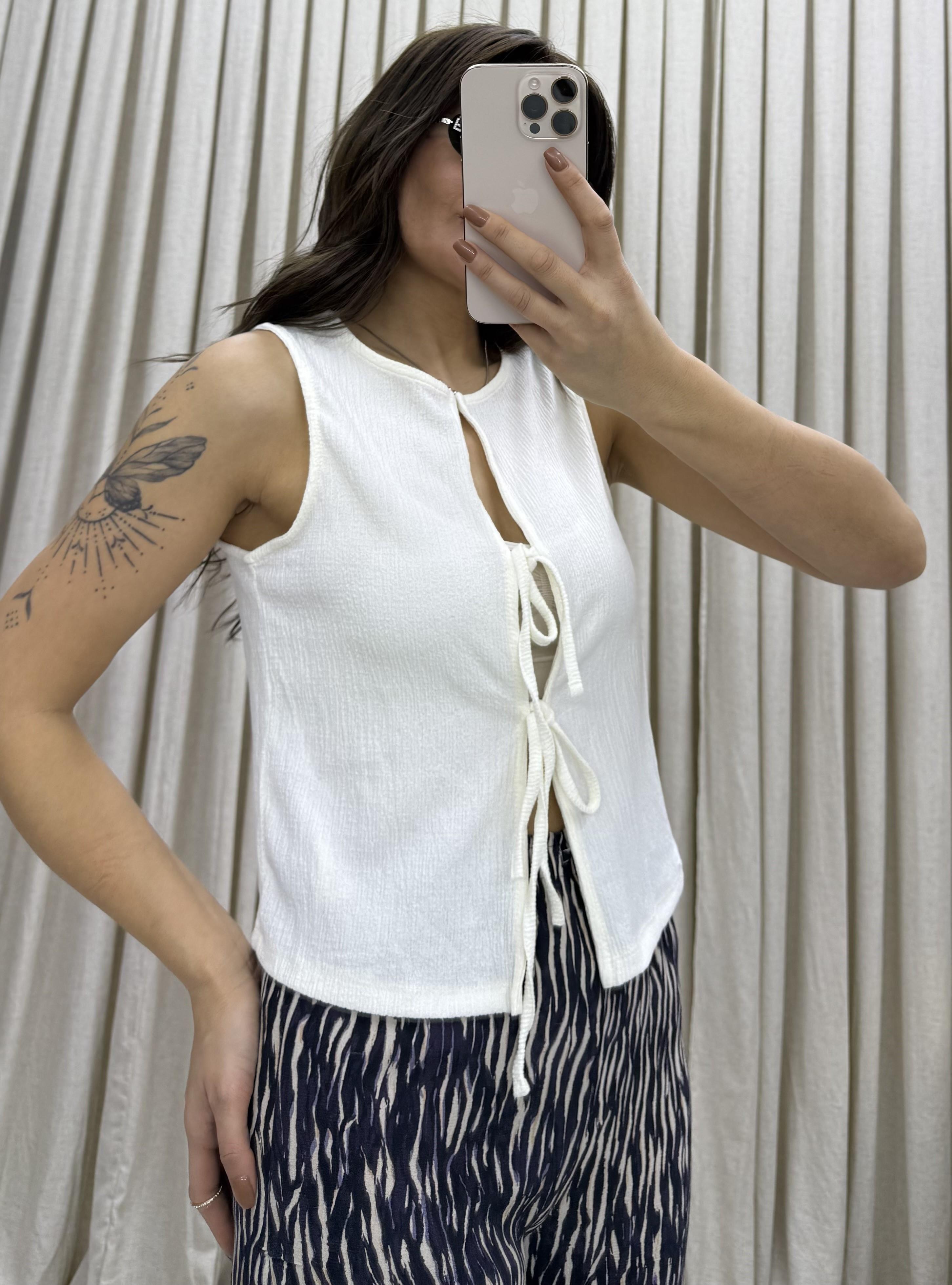 Regular Fit Bisiklet Yaka Bağcıklı Bürümcük Bluz -Ekru