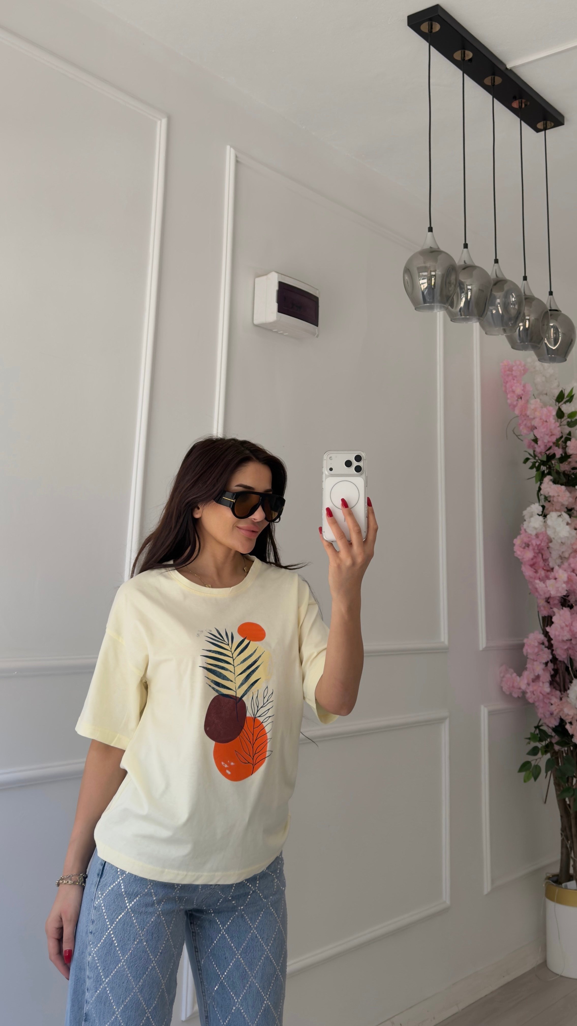 Sarı Çiçek Desenli Tişört