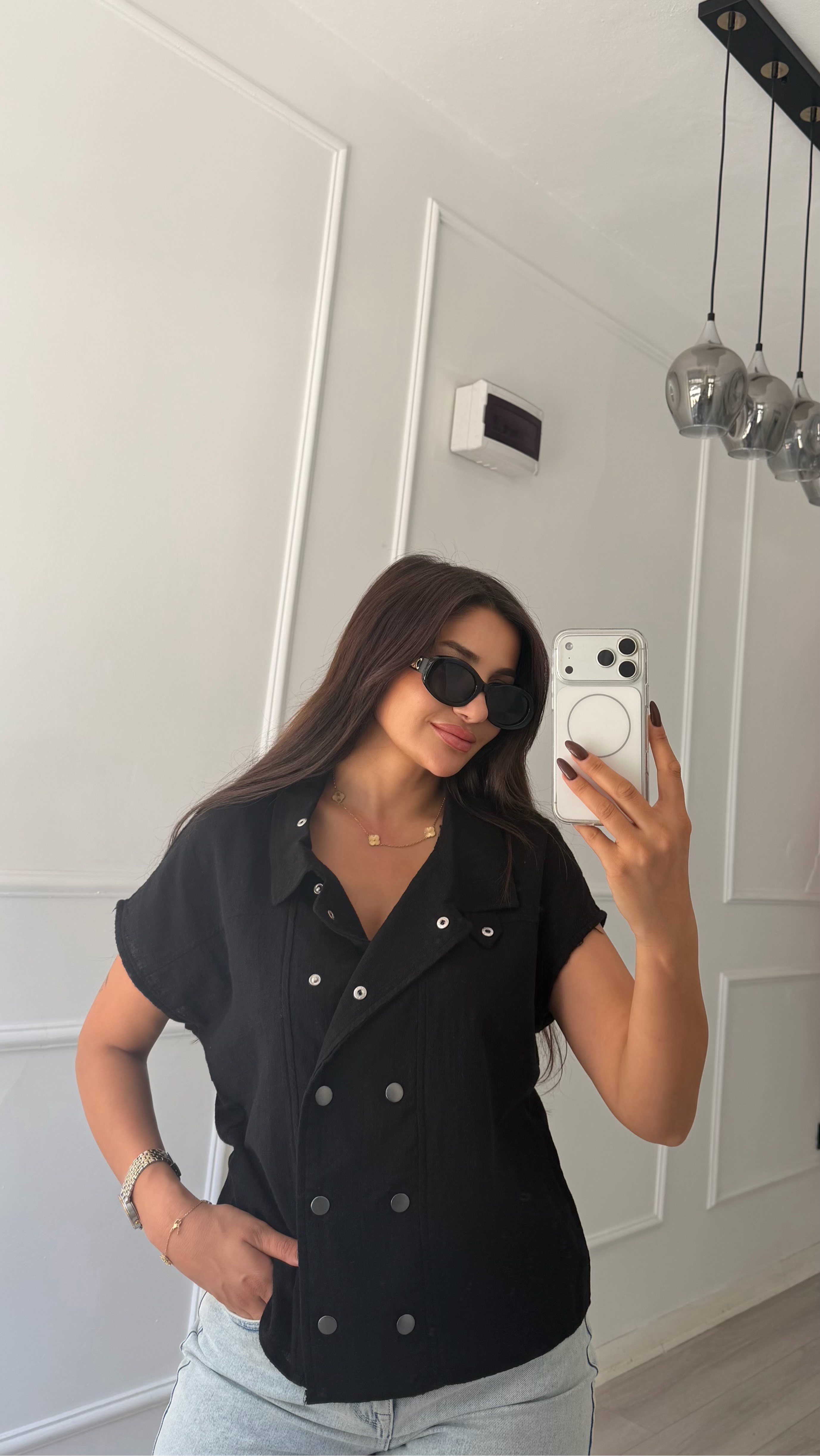 Siyah Çift Çıtçıtlı Dik Yaka Keten Gömlek