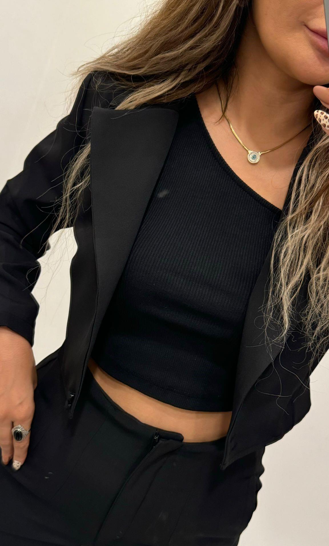Siyah Pantolon Crop Ceket Takım