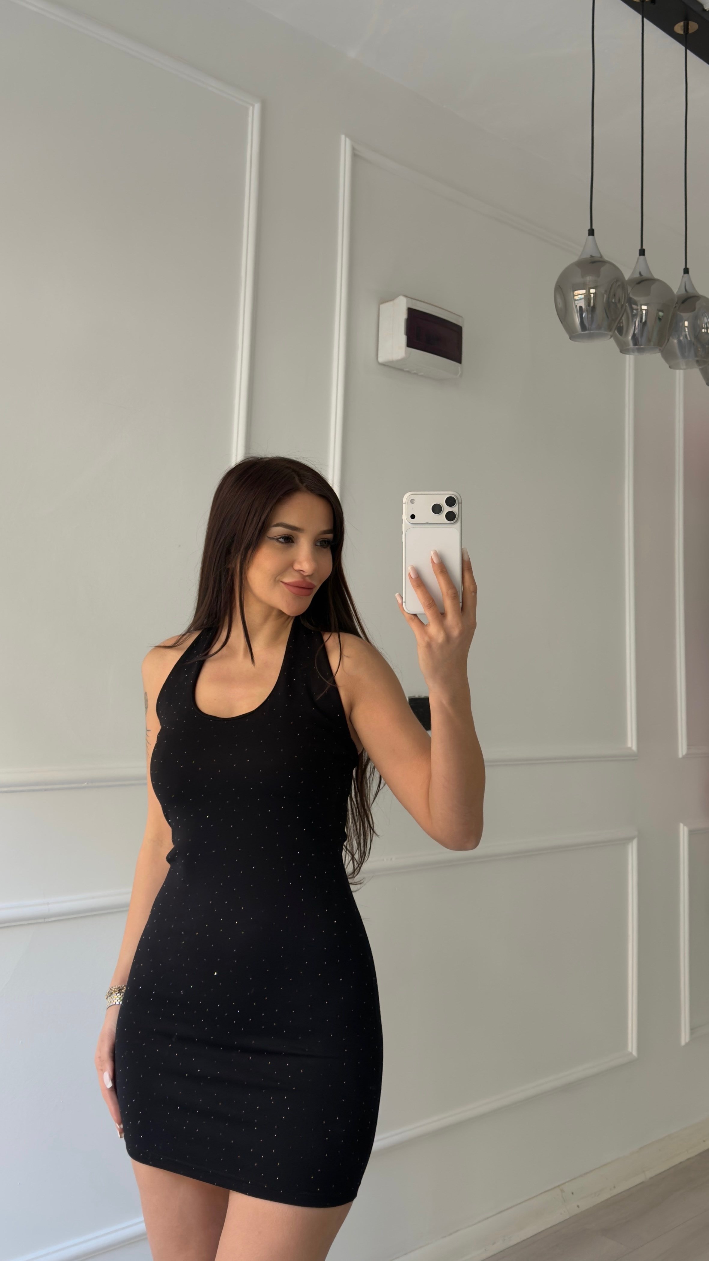 Siyah Parıltılı Halter Yaka Mini Elbise