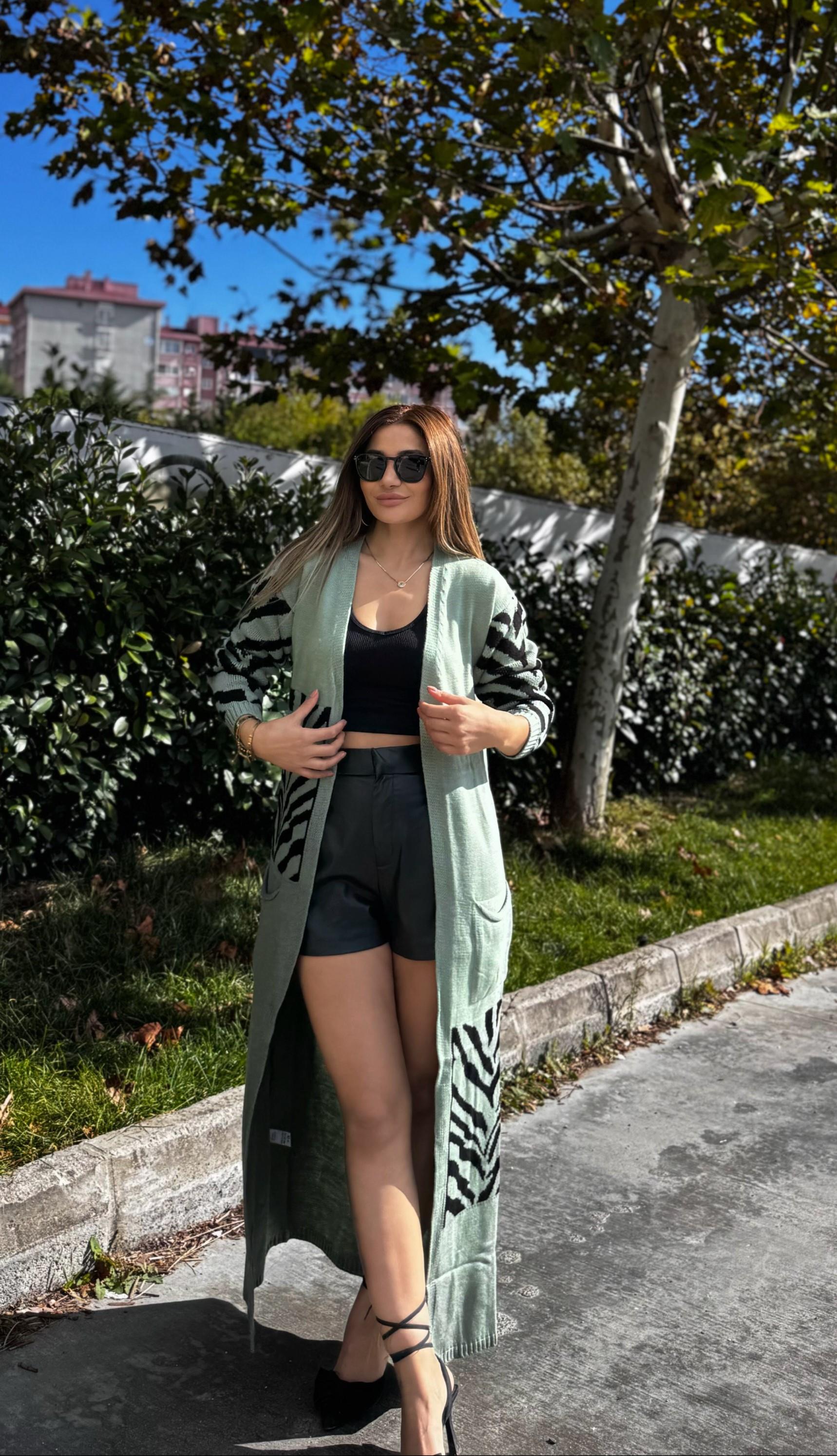 Uzun  Desenli Hırka-Yeşil