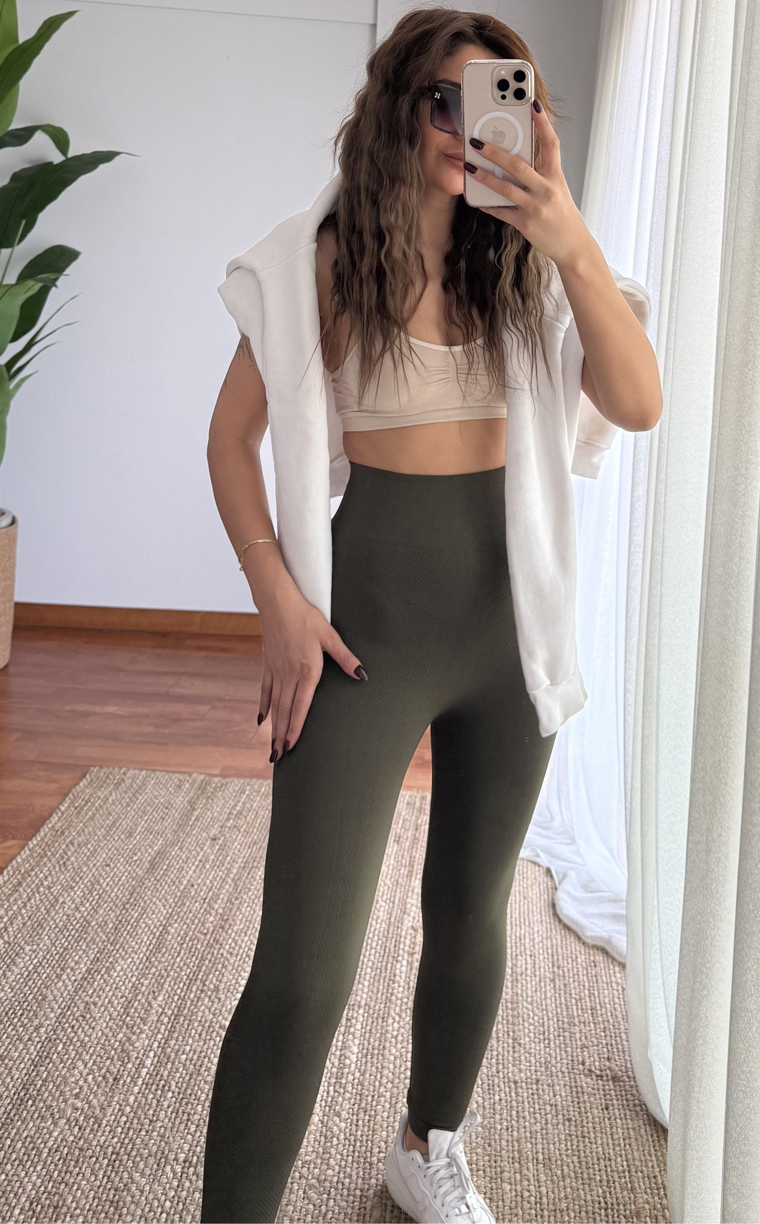 Sporcu Fitilli Yüksek Bel Dikişsiz Örme Fitilli Tayt-Yeşil 