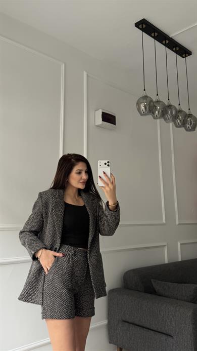  Balık Sırtı Desenli Kaşe Kumaş  Ceket Şort Takım - Siyah Ekru