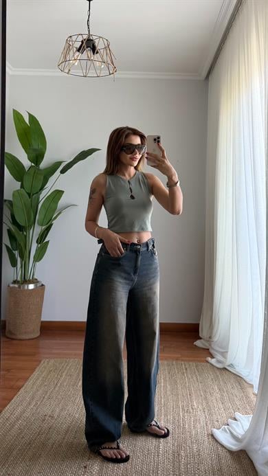  Pencere Detayli Kolsuz Crop Büstiyer