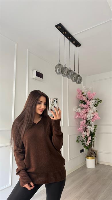 Acı Kahve V Yaka Standart Beden Oversize Basic Triko Kazak