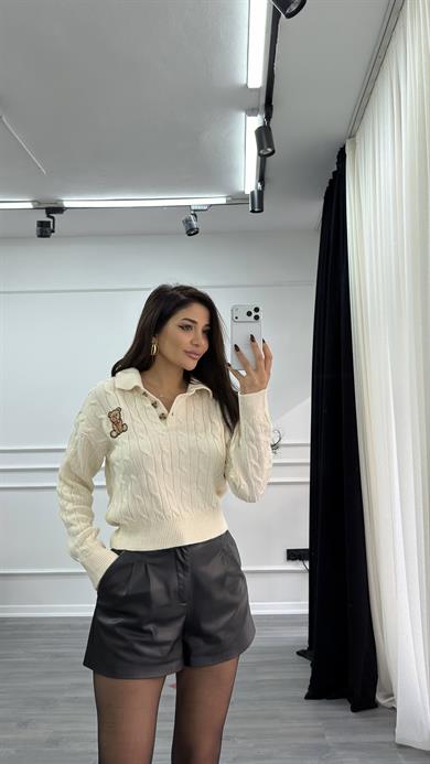 Bej Ayıcıklı Nakış Desenli Triko Kazak Bej 
