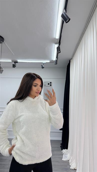 Beyaz Kapüşonlu Yumoş Oversize Peluş Sweatshirt