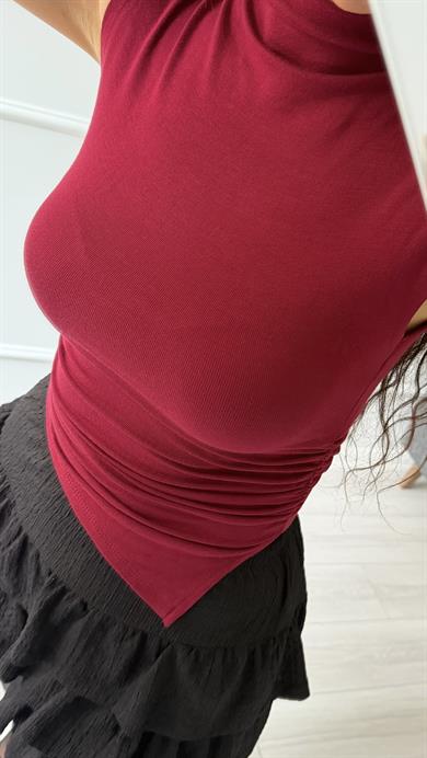 Bordo Modal Kumaş Kolsuz Yanları Büzgülü Bluz