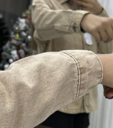 Cepli Yırtmaç Detaylı Oversize Denim-Ceket-Taba