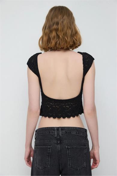 Daves Sırt Dekolteli Kısa Kollu Dantel Crop Top Bluz 