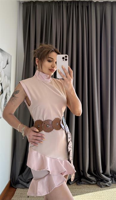 Eteği Saten Dokuma Elbise-