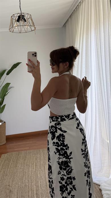 Etnik Desenli Siyah Crop ve Yırtmaçlı Maxi Etek Takım