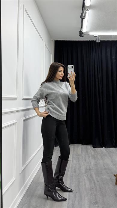 Gri Dik Yaka Loose Fit Triko Kazak