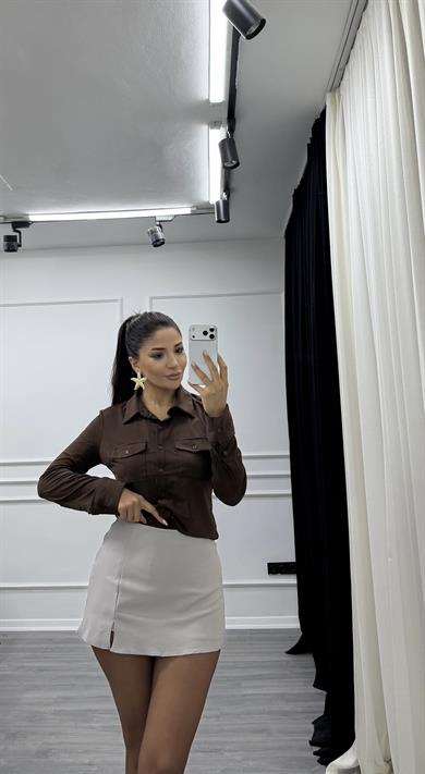 Gri Rahat Kalıp Krep Kumaş Önden  Yırtmaçlı Şort Etek