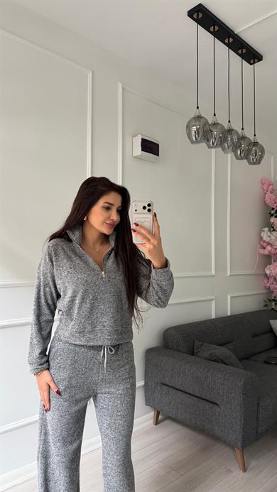 Gri Yarım Fermuarlı Pantolon Takım