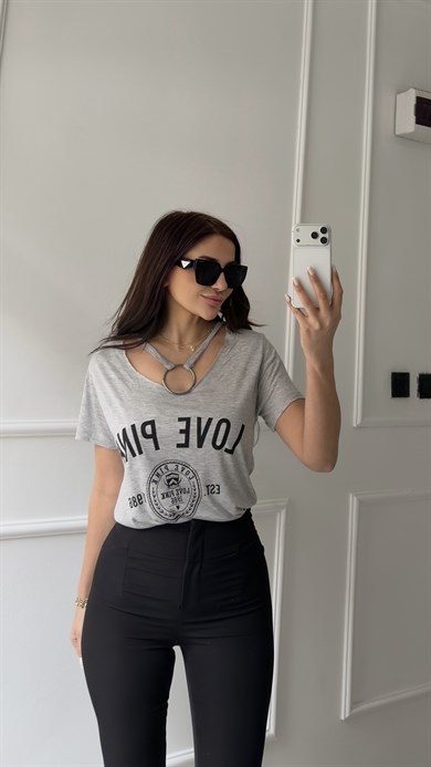 Halka Detaylı Gri Love Pink Baskılı Tişört