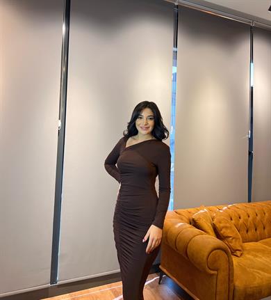 Kahve Büzgülü Asimetrik Yaka Midi Örme Elbise
