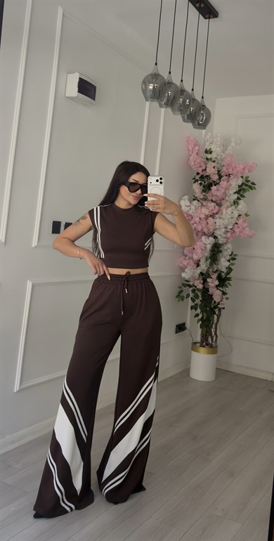 Kahverengi Şerit Desenli Crop Bluz Takım