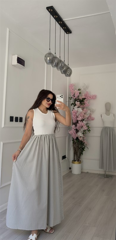 Örme Üstlü Ve Gri Çizgili Poplin Etekli Elbise