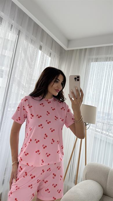 Pembe Premium Kalite Kısa Kollu Kiraz Desenli Pijama Takımi