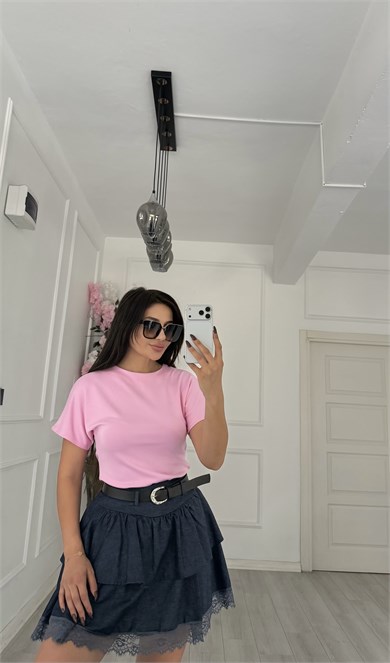 Pembe Sırt Dekolteli Kısa Kol Bluz
