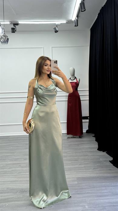 Sırt Detaylı Saten Uzun Elbise-Su Yeşil