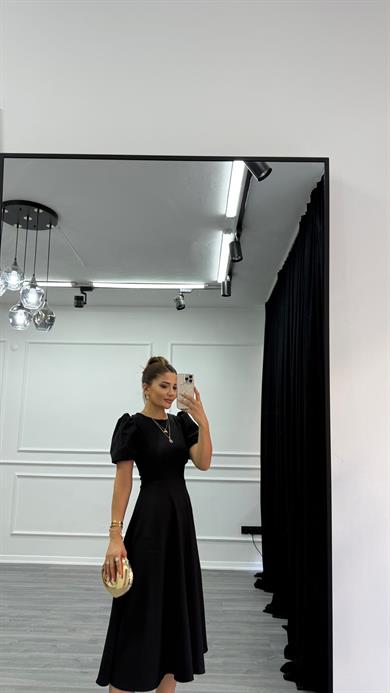 Siyah Bisiklet Yaka Kısa Karpuz Kol Midi Boy Premium Elbise