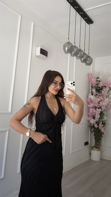 Siyah Halter Yaka Bluz Etek Takım