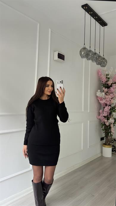 Siyah  Kazak Ve Beli Lastikli Etek Triko Takım